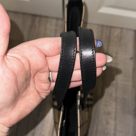 Burberry London Tote - Picture 10 of 10